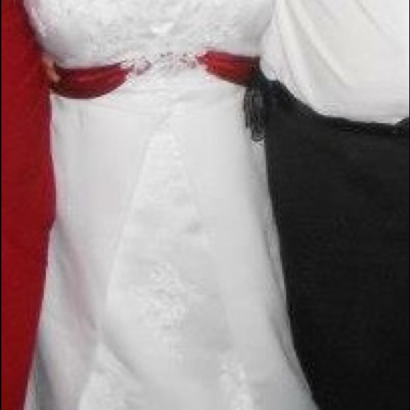 Halter wedding dress - Picture 2 of 2